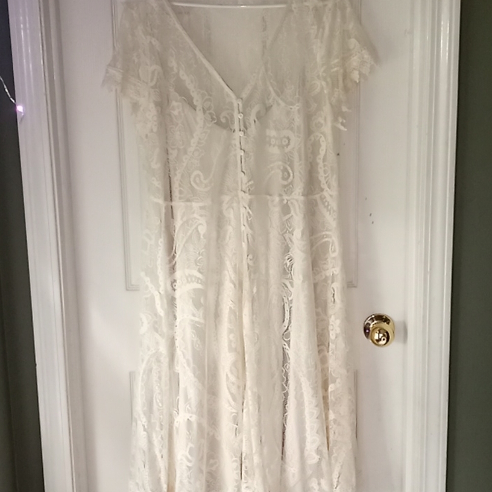 Gorgeous lace Torrid dress
